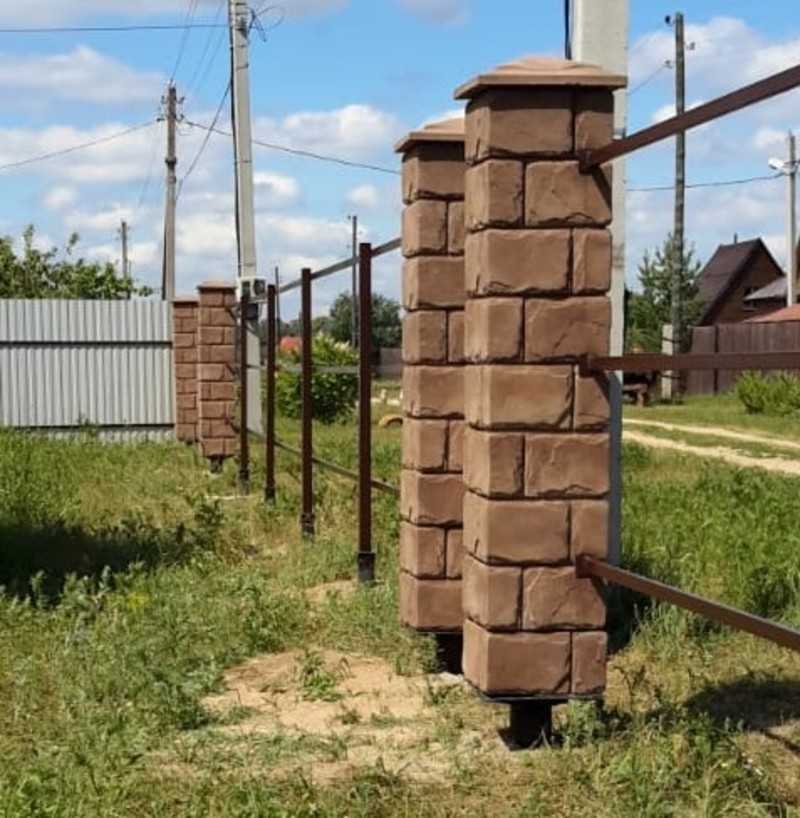 Декоративные бетонные блоки для столбов забора: строительство .