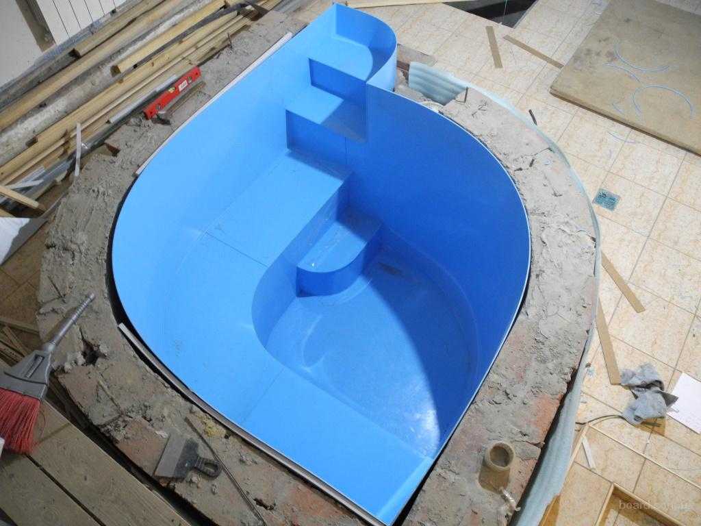 Пластиковые бассейны (42 фото): из полипропилена вкапываемые и другие модели. монтаж чаши своими руками уличных бассейнов