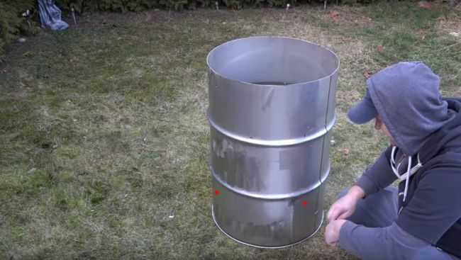 Самодельная коптильня из бочки 200 литров для горячего копчения за час | stroimass.com