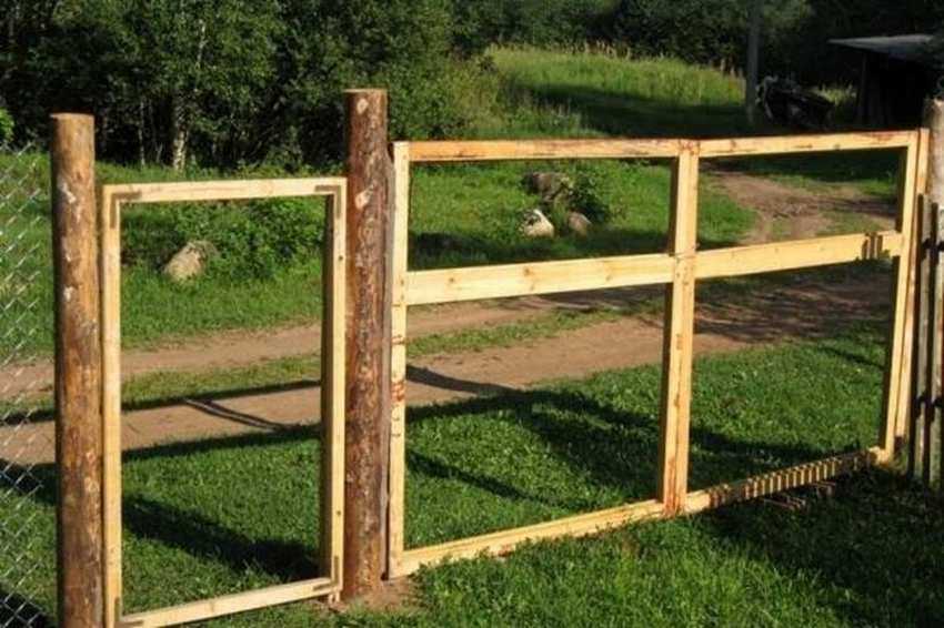 Деревянный забор: пошаговая инструкция по установке (100 фото)
