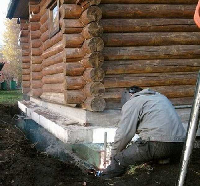 Как заменить фундамент под деревянным домом своими руками: пошагово- обзор +видео