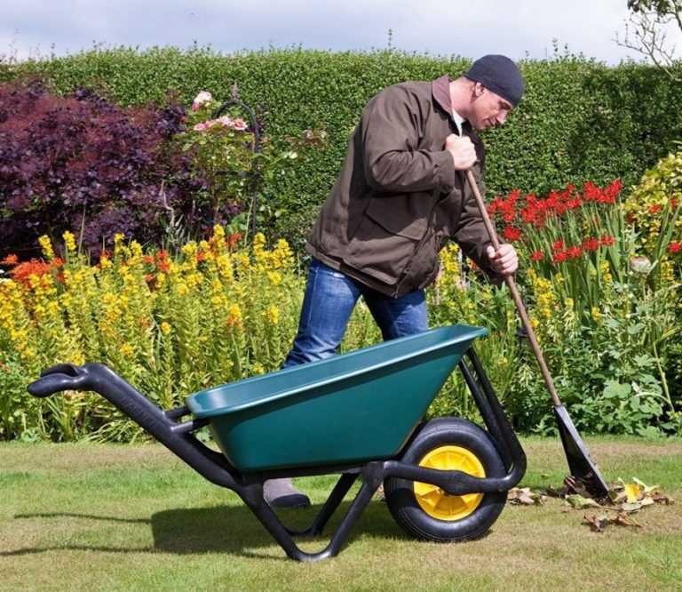 О садовых тележках с 4 колесами: как собрать четырехколесную тачку для сада