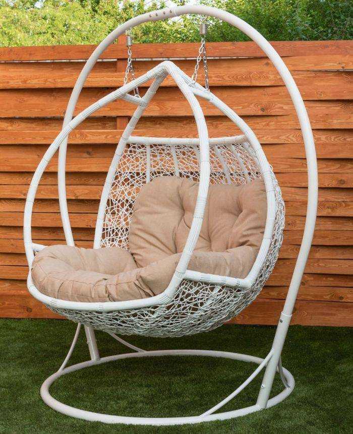 Качели-кокон (37 фото): выбираем кресло-яйцо для сада из ротанга и плетем своими руками овальные и круглые модели для балкона
