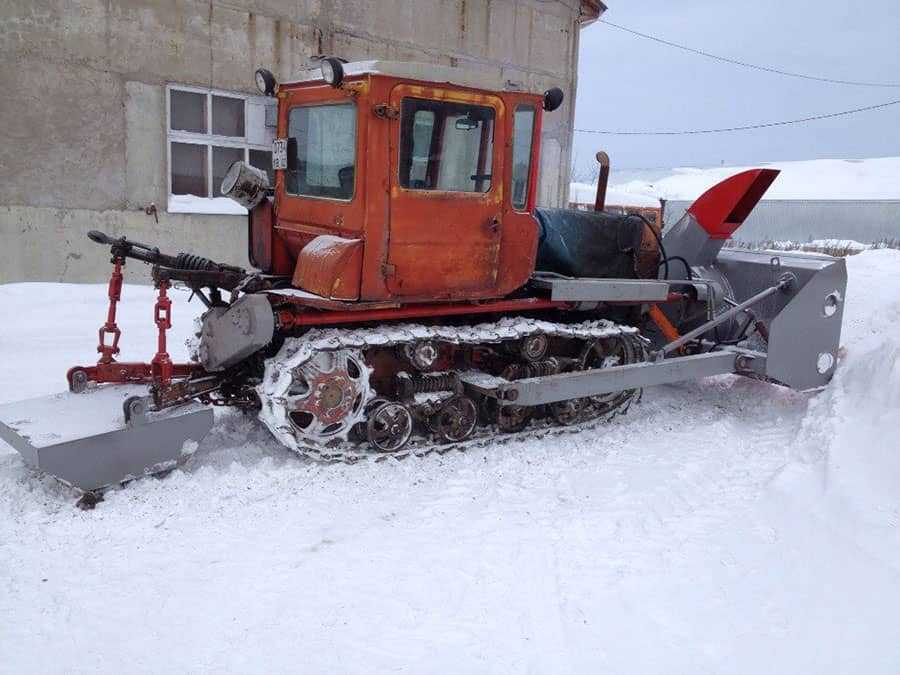 Снегоочиститель шнекороторный реверсивный ураган-2200, россия