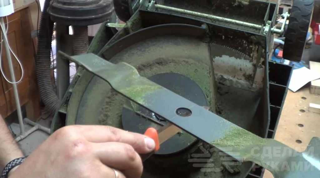Правильная заточка ножа газонокосилки своими руками