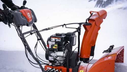 Снегоуборщик husqvarna: характеристики снегоуборочных машин st 224 и st 227 p, st 230 p и других, особенности бензиновых самоходных снегоочистителей, выбор запчастей