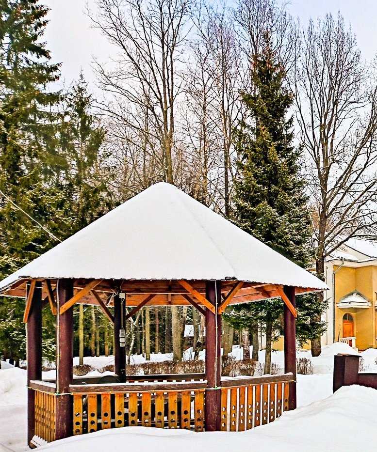 Проекты зимних беседок для дачи своими руками: утепление, фото и идеи