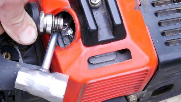 Бензиновый триммер не набирает обороты: причины и особенности ремонта