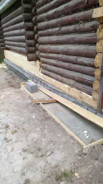 Как заменить фундамент деревянного дома своими руками