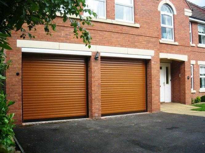Какие ворота для гаража лучше – рулонные или секционные, преимущества и недостатки ворот